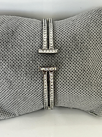 Taşlı gümüş renk çelik kelepçe