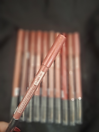 Fırçalı Kalem ruj no 011