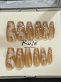 Boncuk detaylı frenç model takma tırnak