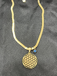 Nazar boncuğu detaylı yuvarlak gold çelik kolye