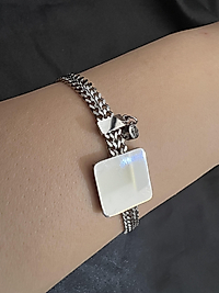 Kare model gümüş renk çelik bileklik