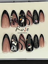 Siyah frenç taşlı takma tırnak