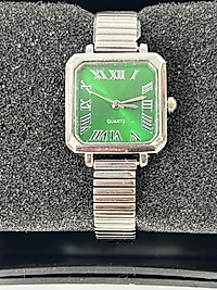 Kasa içi yeşil renk kare kasa kadın kol saati