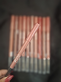 Fırçalı Kalem ruj no 012