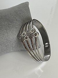 Hayat ağacı model gümüş renk çelik kelepçe