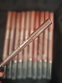 Fırçalı Kalem ruj no 03