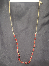 Kırmızı taşlı gold zincirli kolye