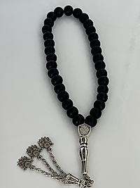 Siyah mat boncuk tespih