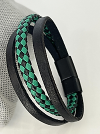 Yeşil işleme detaylı siyah deri erkek bileklik