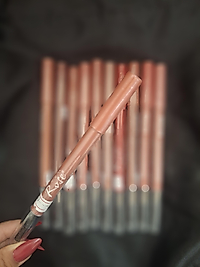 Fırçalı Kalem ruj no 08