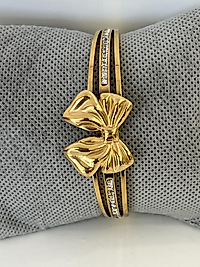 Kurdele model gold renk taşlı çelik kelepçe