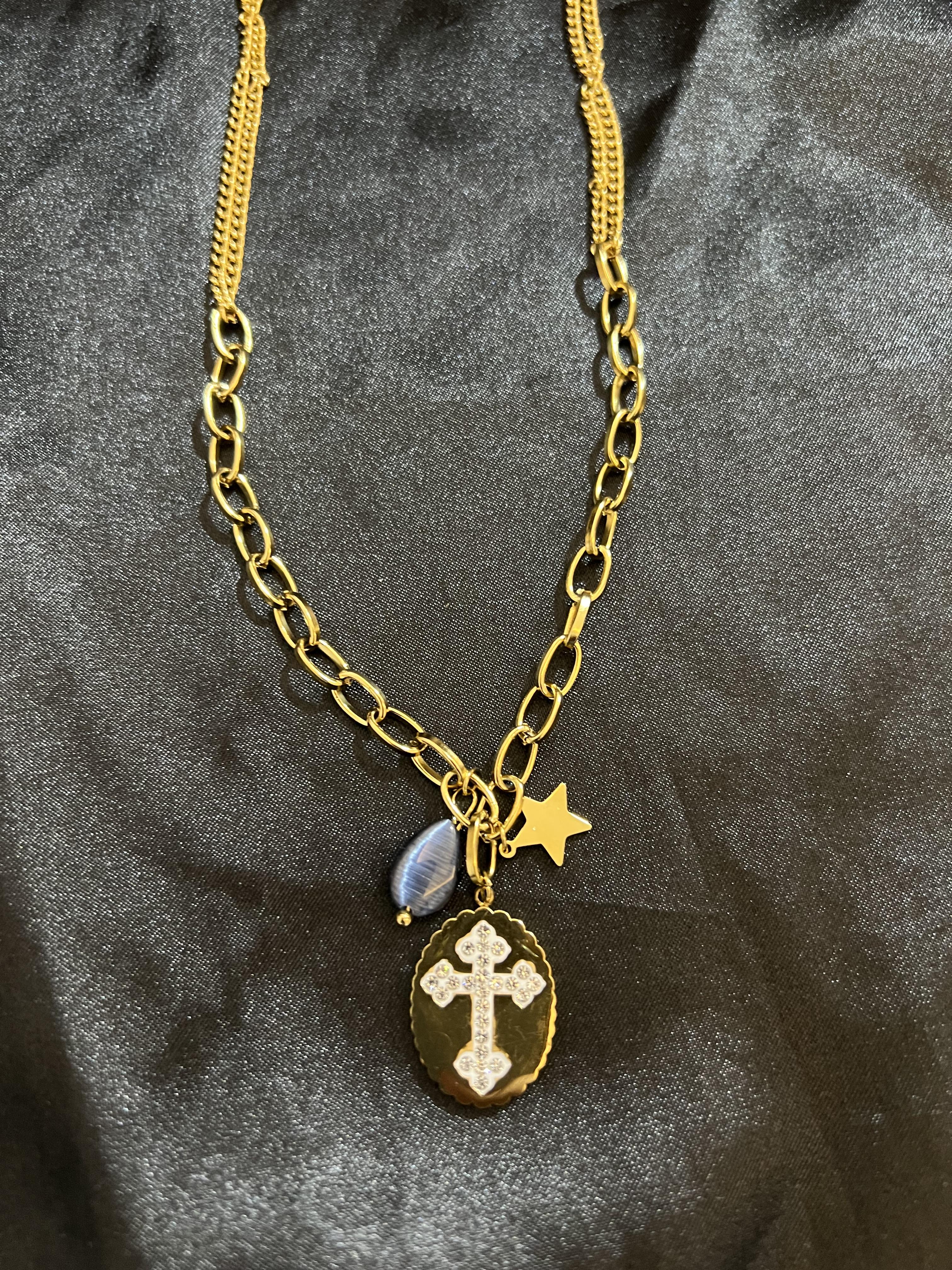 Taşlı haç model gold çelik kolye