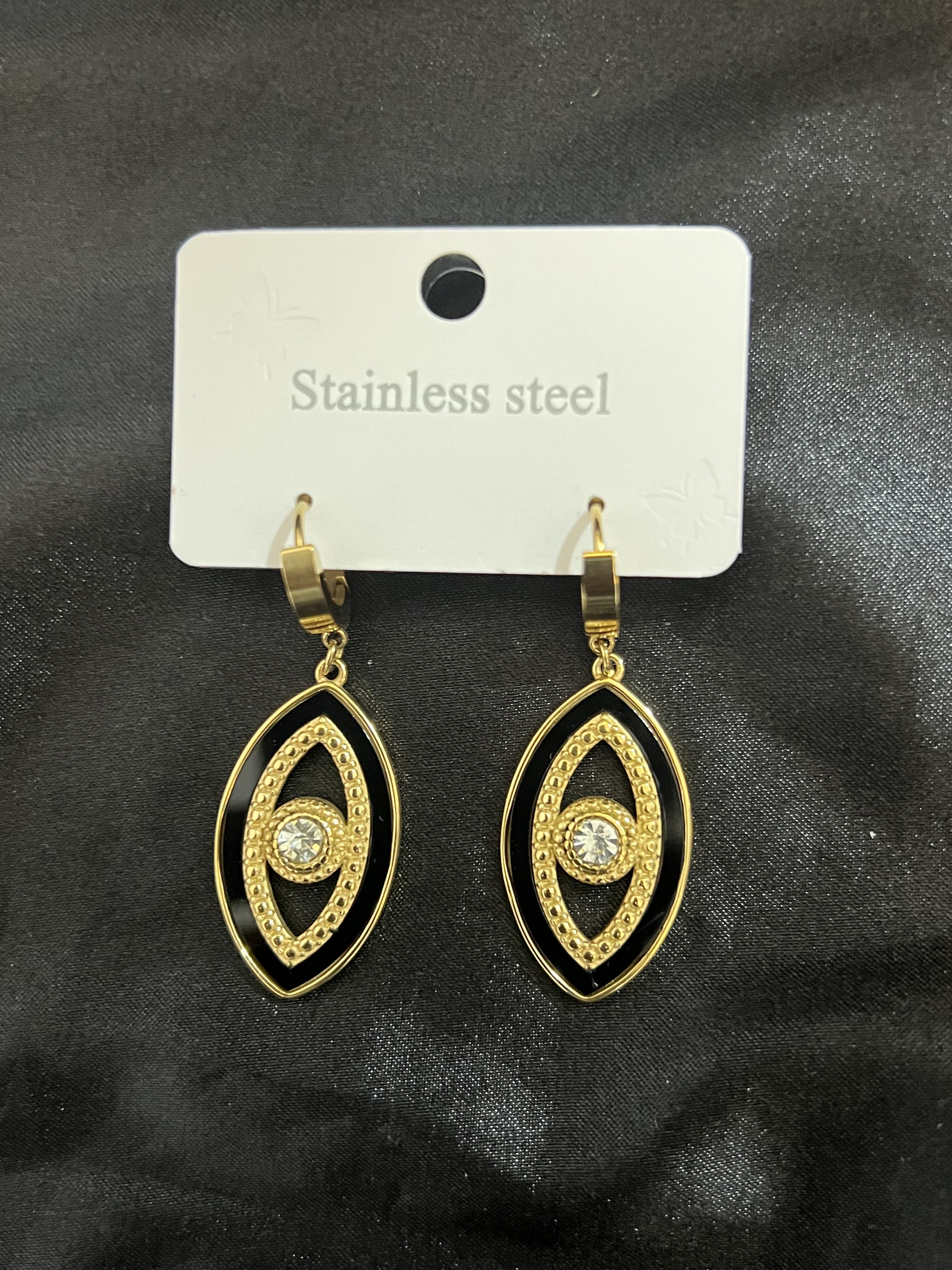 Göz model içi taşlı, çelik küpe