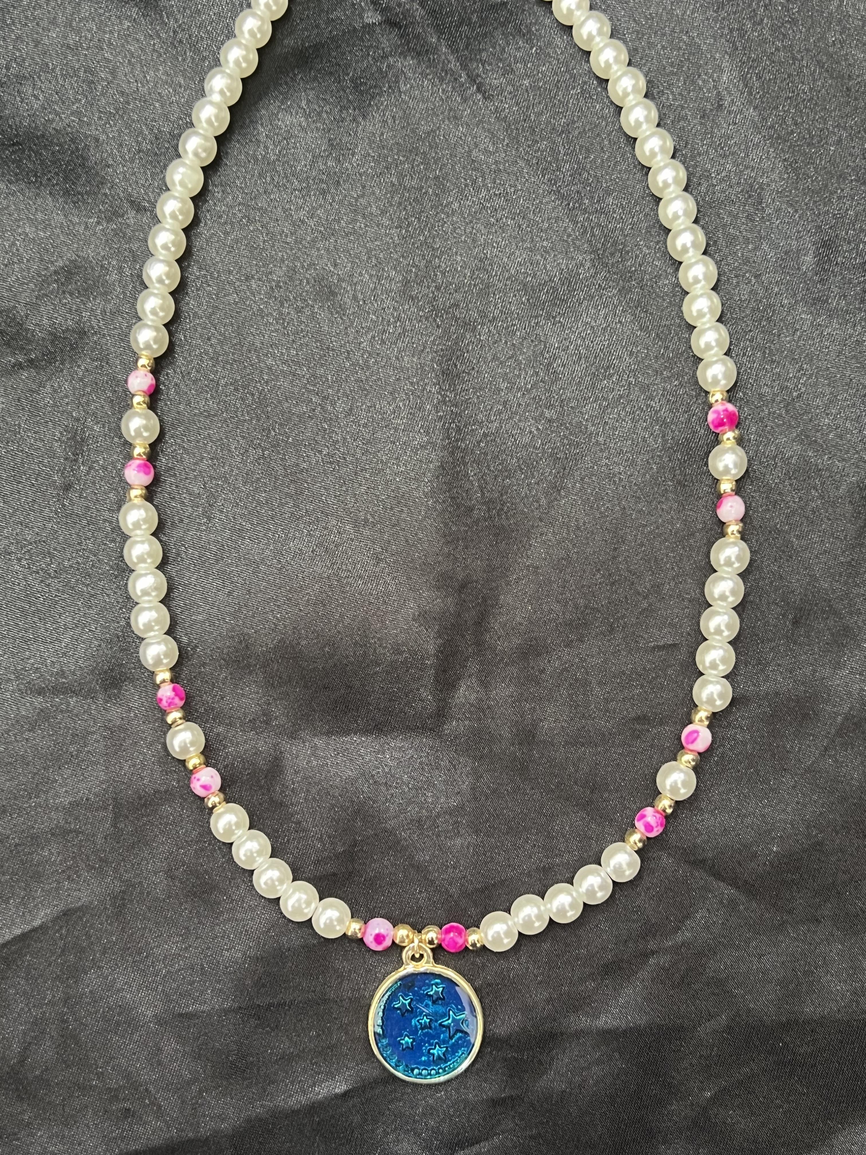 Mavi taşlı boncuk kolye