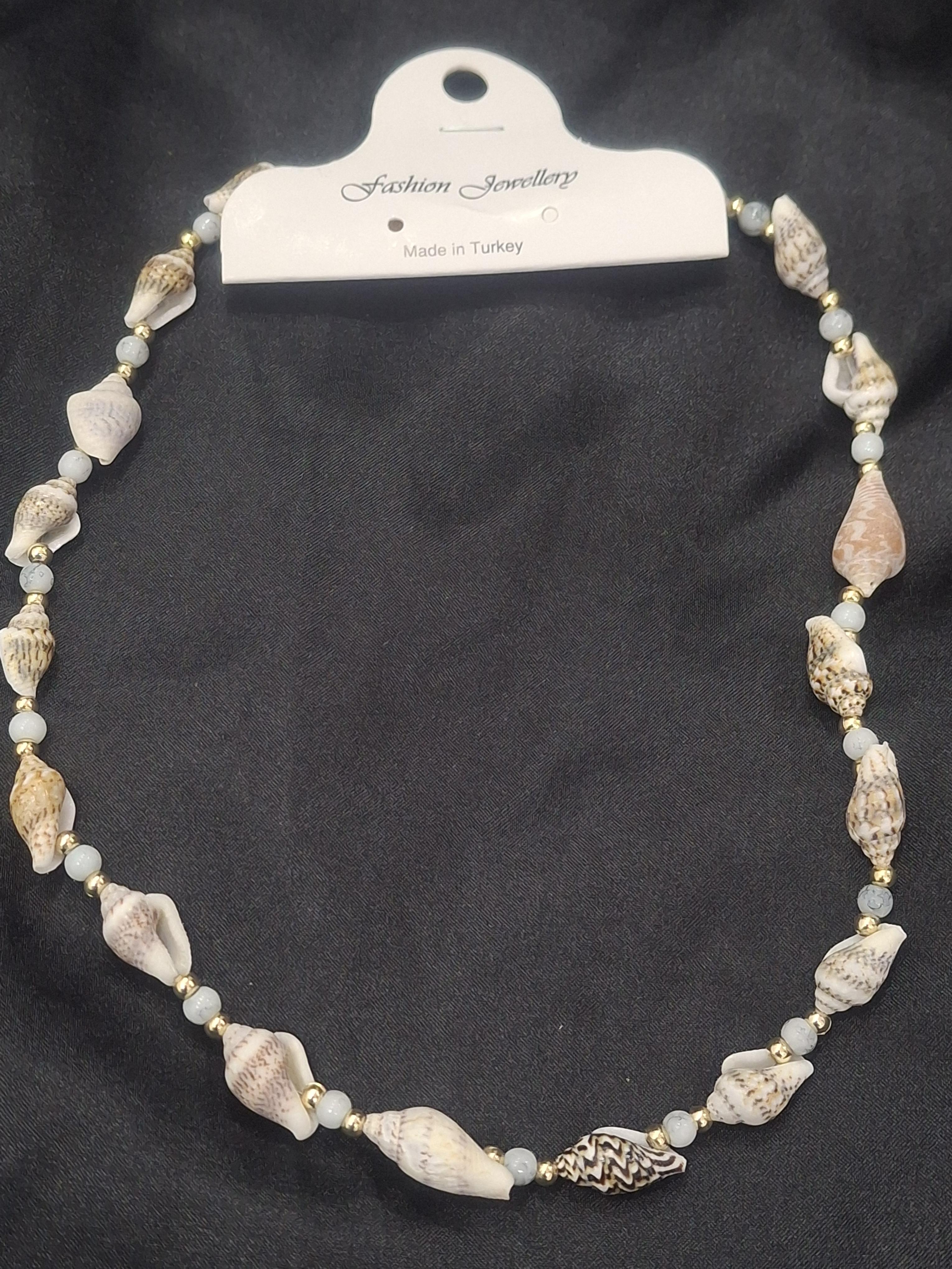 Deniz kabuğu model mavi boncuklu yaz kolyesi