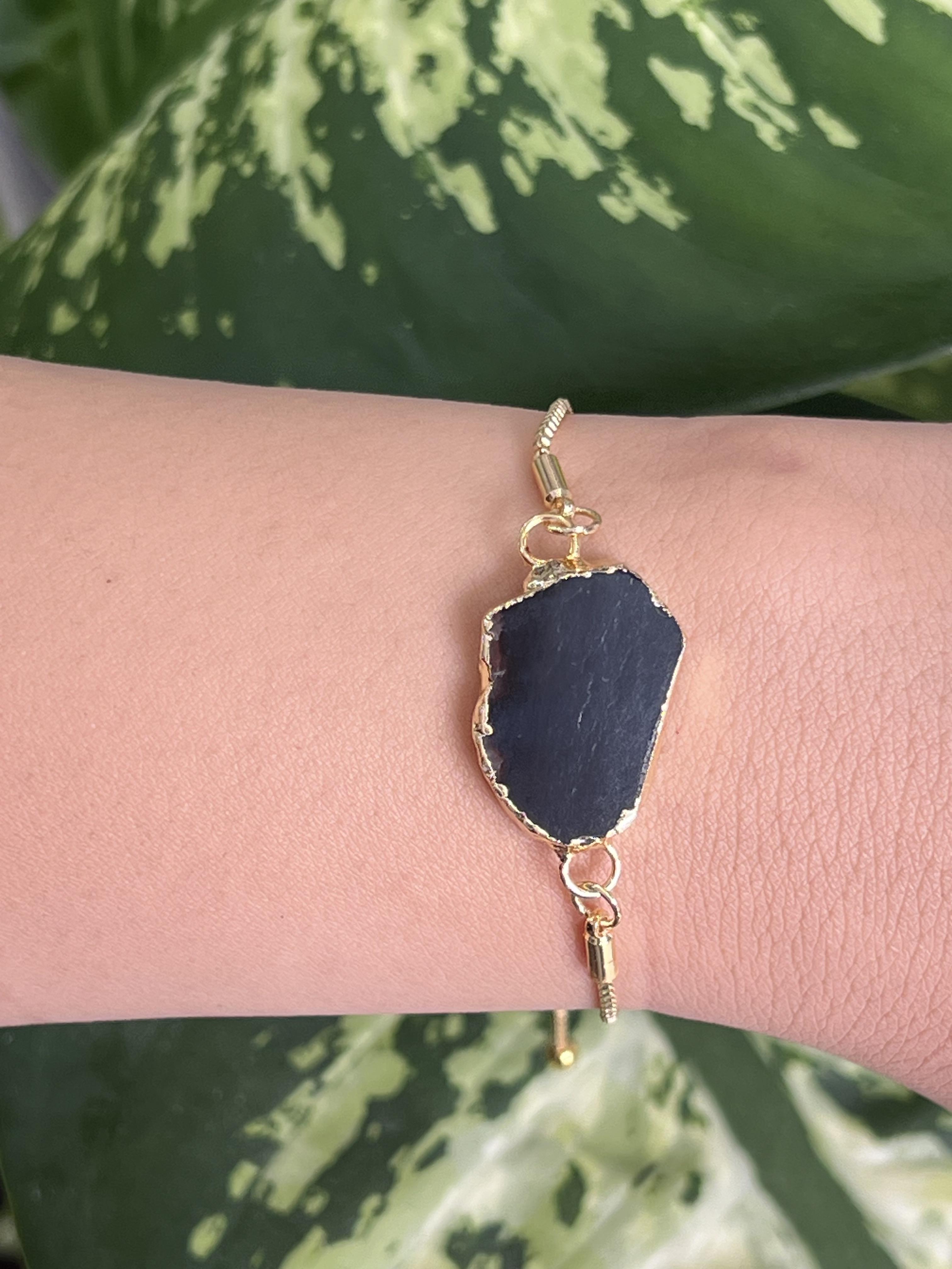 Doğal taşlı kadın bileklik