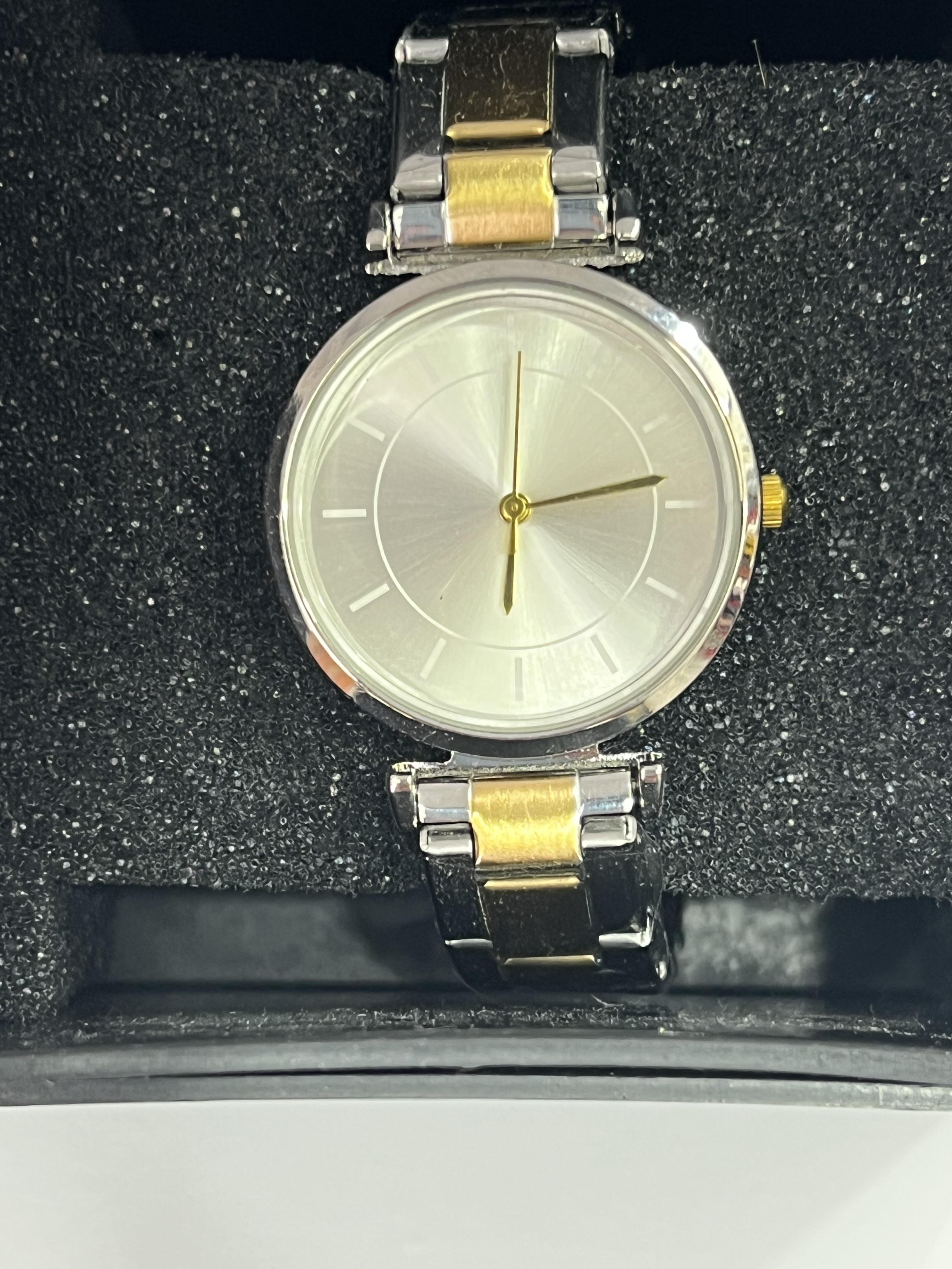 Çelik kordon çelik kasa, kadın kol saat