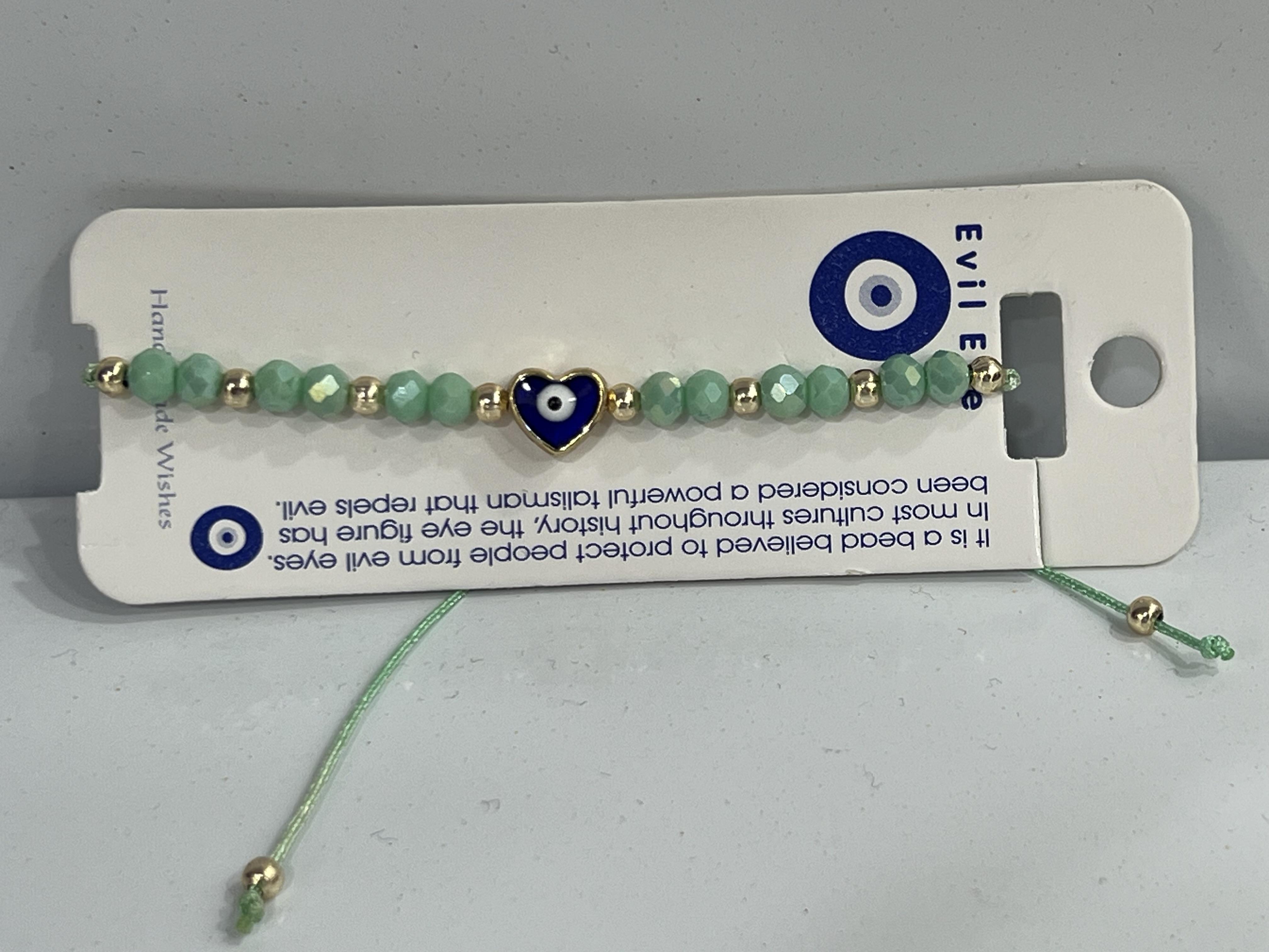 Yeşil boncuklu nazarlı kalp detay bileklik