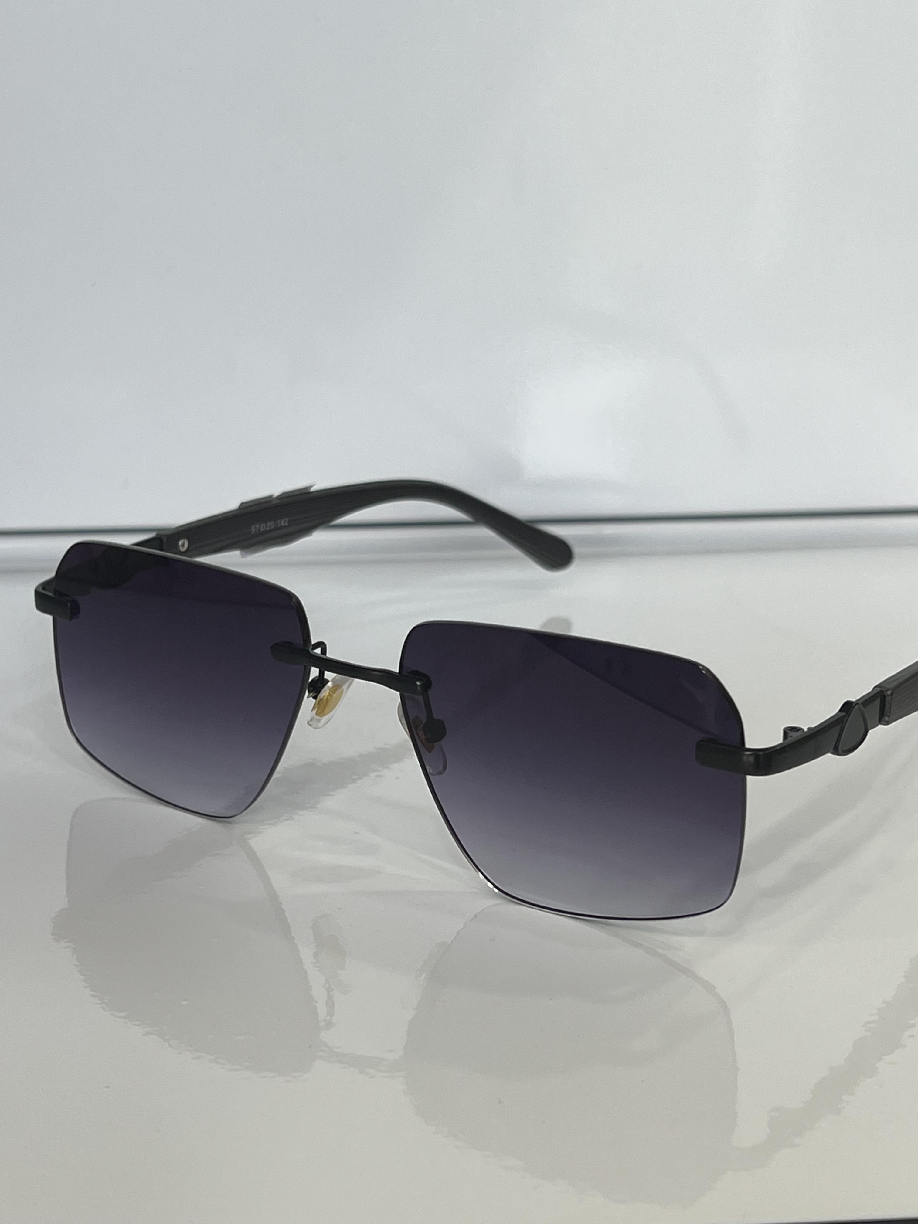 Erkek güneş gözlüğü