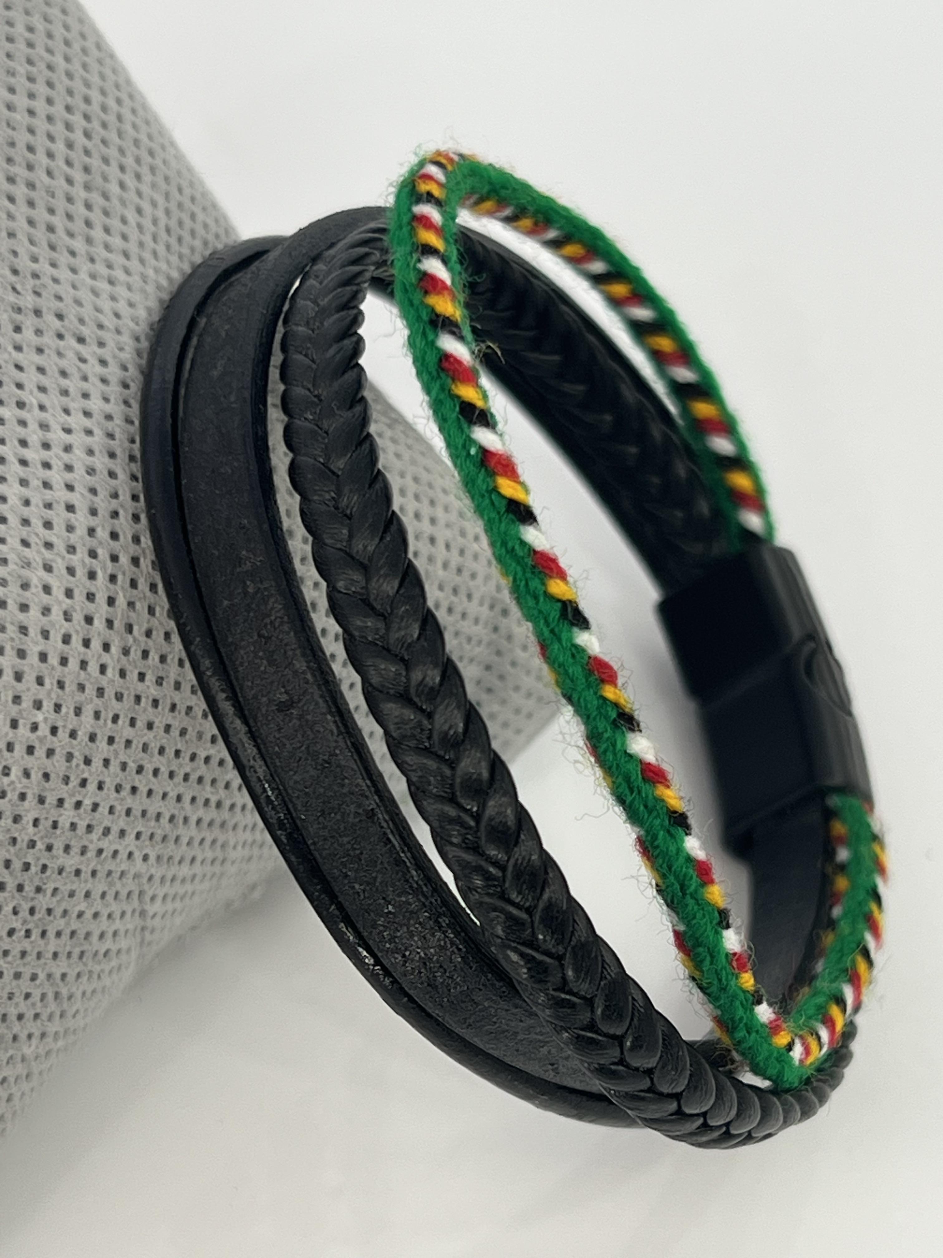 Yeşil işleme detay siyah deri erkek bileklik