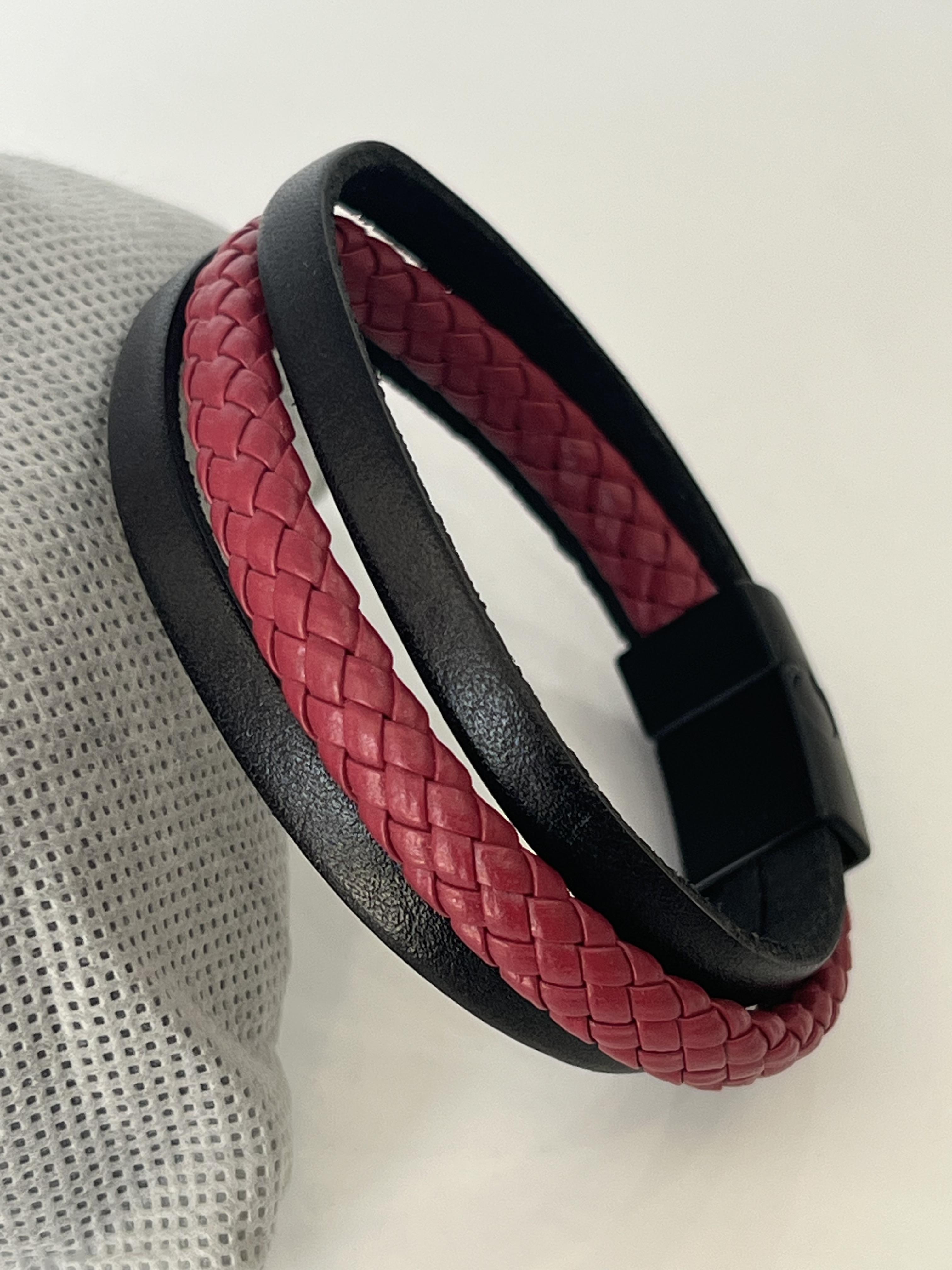 Kırmızı örgü detay siyah deri erkek bileklik