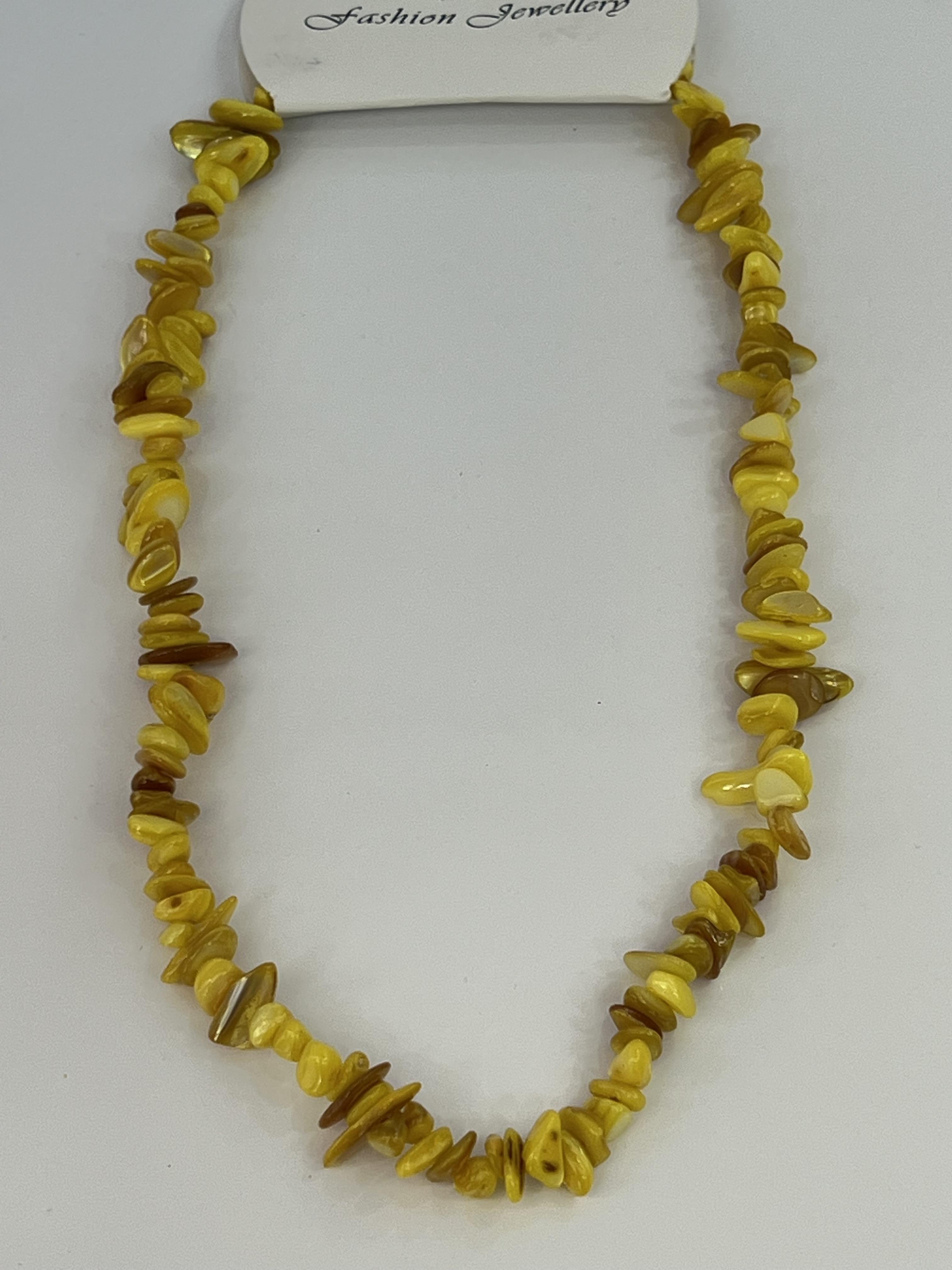 Doğal kehribar taşlı kolye