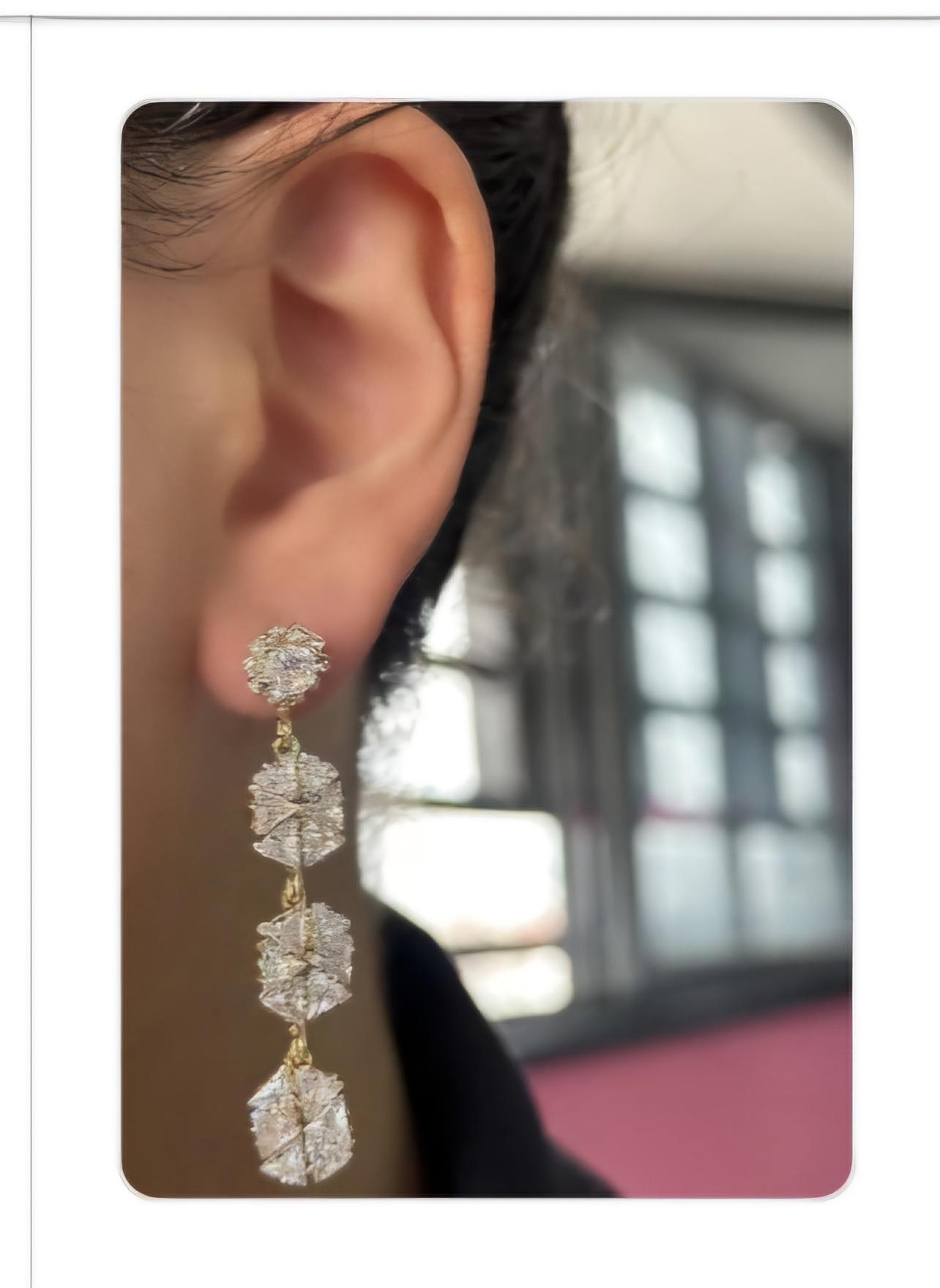 Sıralı taşlı gold vip özel tasarım abiye küpe