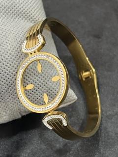 Çeyreklik çelik kelepçe