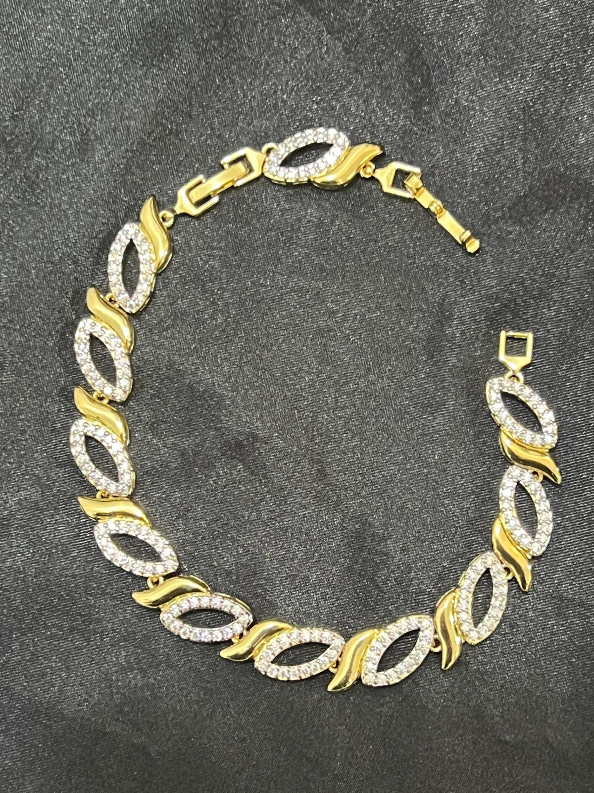 Taşlı badem model xuping bileklik