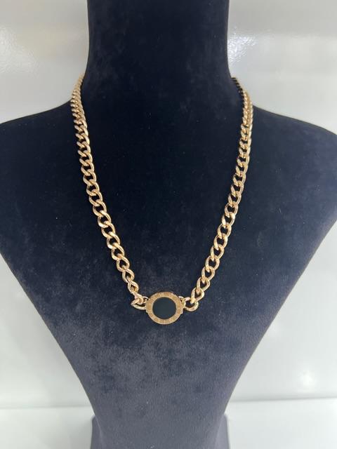 Siyah taş detaylı rosegold çelik kolye