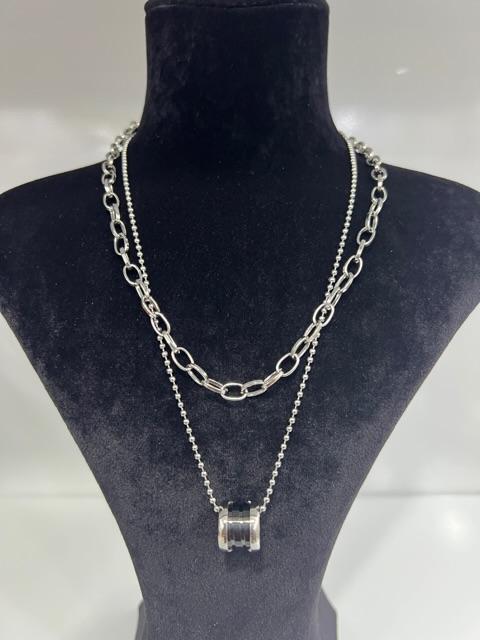 Zincir detay Gümüş renk ikili çelik kolye